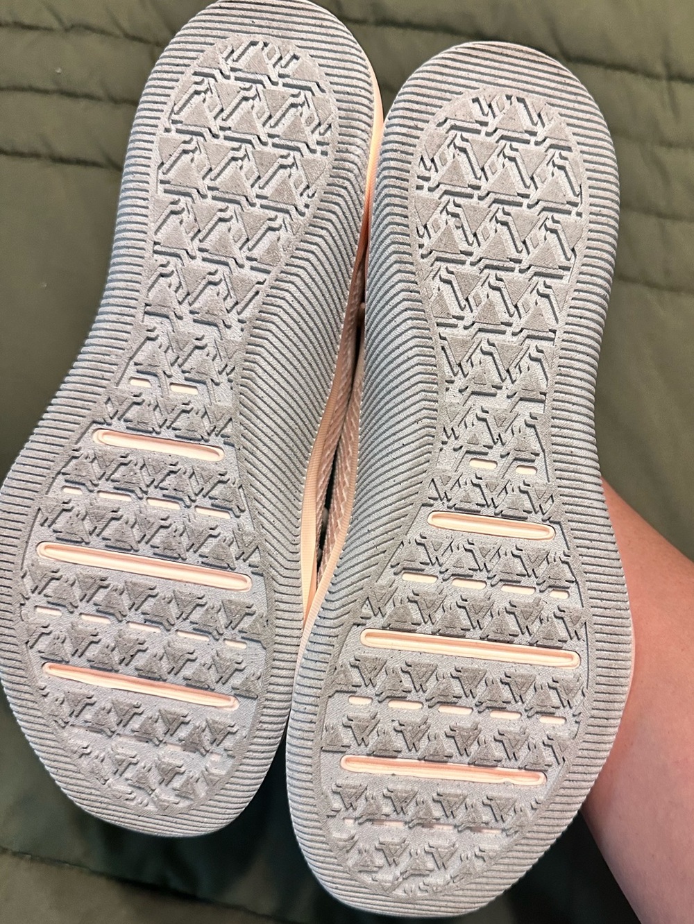 Nike Women’s Light Pink Mesh Training Sneakers - Picture 10 of 11